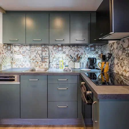 Ancolie - 1 Bedroom Close To The Slopes - By Cozee * Chamonix Mont Blanc